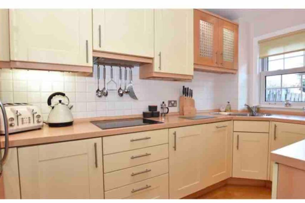Best Location In Town, It Is All On The Doorstep. Ayr Exteriér fotografie